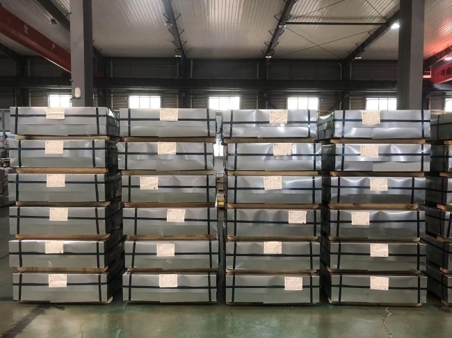 Empilhadeiras de placas de estanho eletrolíticas de calibre de precisão para latas de bebidas energéticas - acabamentos de superfície múltipla de 0,16-0,35 mm